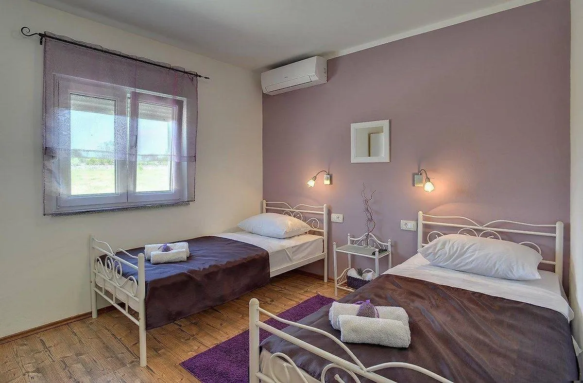 Villa Lana Svetvincenat 0*,